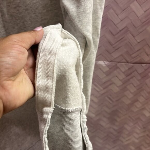 Old Navy Tunic Sweatergreyextra small​​​ - Picture 5 of 5